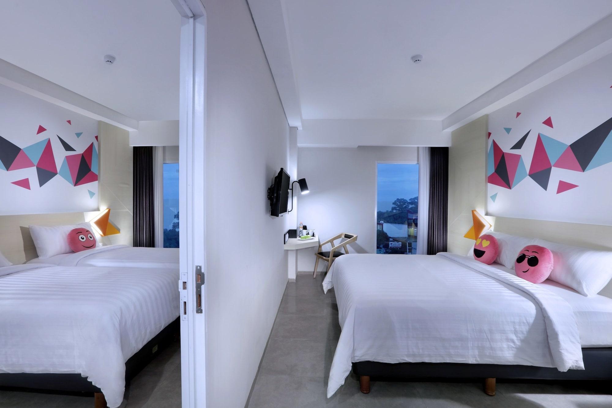 Favehotel Madiun Exterior photo